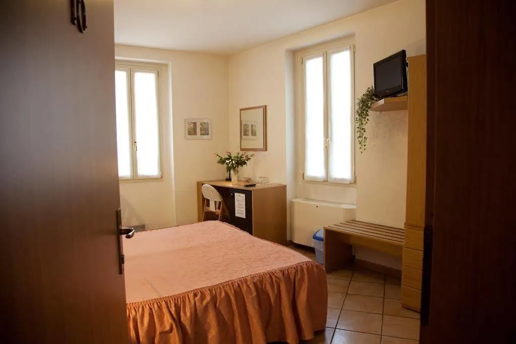 Albergo Da Angela Luisago 2*,